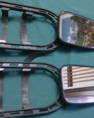 Specchi retrovisori estesi per caravan