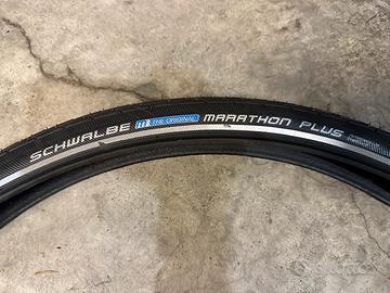 Copertone Schwalbe Marathon plus 700 x 47 nuovo