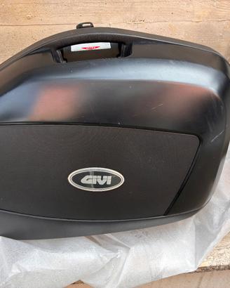 Valigie laterali moto GIVI