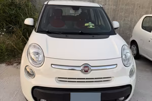 Fiat 500 L ottime condizione  interni bicolore
