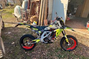 Aprilia SXV 550