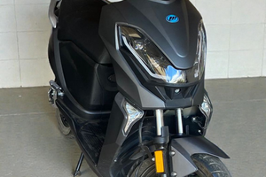 Lifan E4 elettrico pari a scooter 50