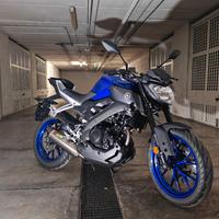 Yamaha MT-125 blu