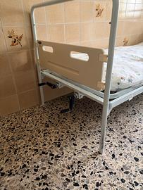Letto ospedaliero