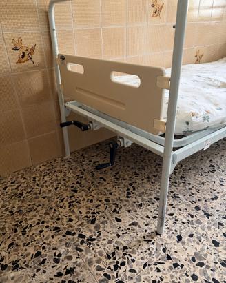 Letto ospedaliero