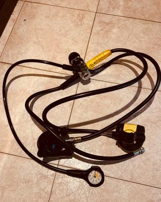 Erogatore scubapro completo con manometro