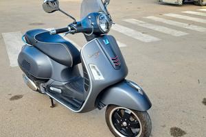 Piaggio VESPA 300 GTS ABS SUPER SPORT 2016 pe