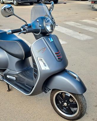 Piaggio VESPA 300 GTS ABS SUPER SPORT 2016 pe