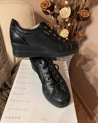 SCARPE DA DONNA “ GEOX “