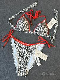 Splendido bikini due pezzi firmato Pain de Sucre