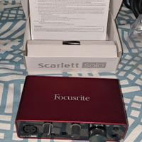 Scheda audio FOCUSRITE Scarlett SOLO + accessori