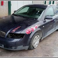 AUDI A4 8E5 Avant per ricambi