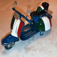VESPA Modellino in ferro ARTIGIANALE da collezione