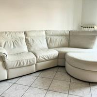 Divano in pelle con funzione relax