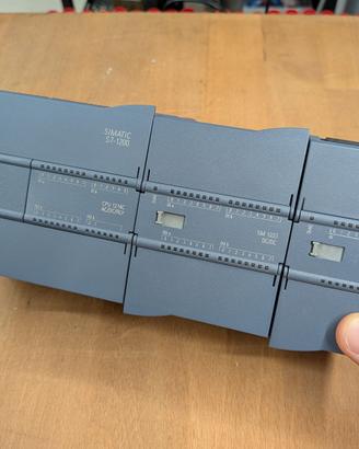 Siemens SIMATIC S7-1200 lotto usato