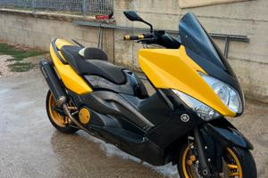 Tmax 500 2009