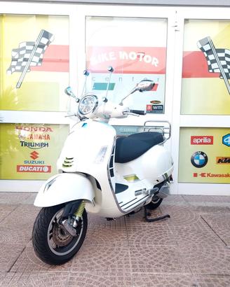 Vespa GTS 300 Super tech