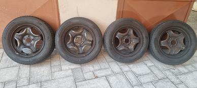 Cerchi e gomme 4 stagioni Norauto 205/60 R16