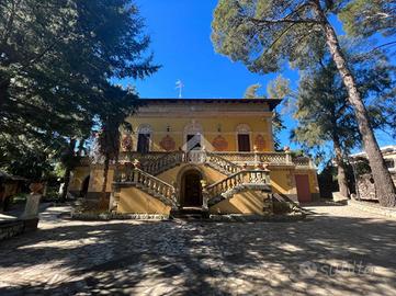 VILLA SINGOLA A FRANCOFONTE