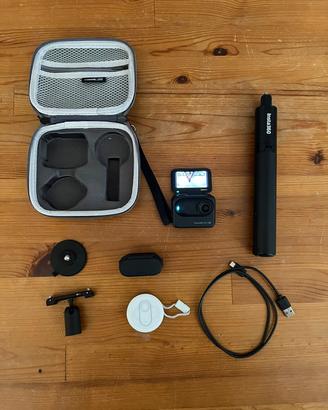 Insta360 GO 3S 64GB + Selfie Stick + Accessori