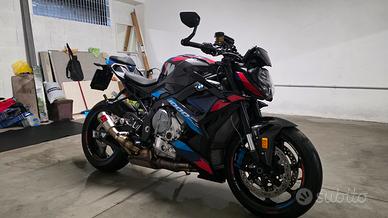 BMW M 1000 R Competition – FULL CARBON