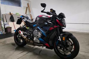BMW M 1000 R Competition – FULL CARBON