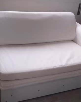Divano letto 1 piazza e mezza molto comodo 