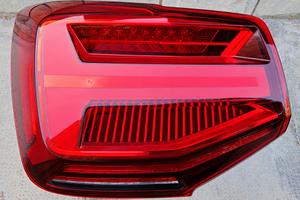 Fanale posteriore SX Audi Q2