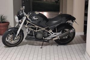 Moto Ducati Monster 900 I.E