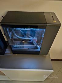 Computer assemblato da gaming/lavoro