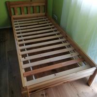 Letto in legno massello