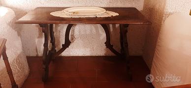 Tavolo fratino antico