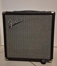 Amplificatore Fender Rumble 15 Basso / chitarra