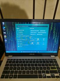 compiuter portatile asus