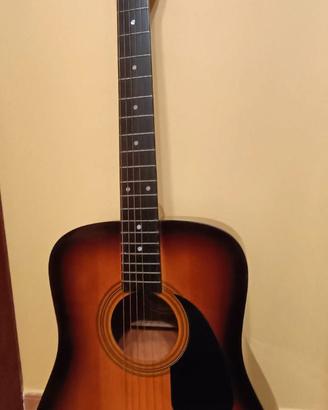 Chitarra acustica Fender NUOVA mai utilizzata