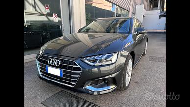 Audi A4 AVANT 40 TDI S TRONIC