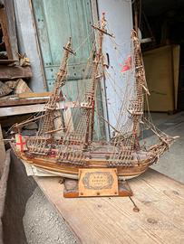 Modellino vascello Bounty