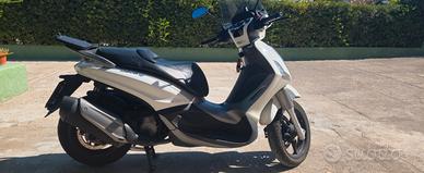 Paggio Beverly 350 Sport Touring