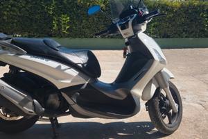 Paggio Beverly 350 Sport Touring