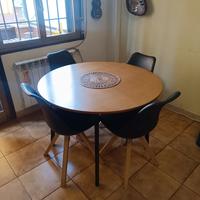Tavolo rotondo + 4 sedie stile moderno