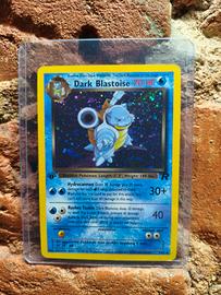 Titolo
Dark Blastoise Team Rocket – Carta Pokémon 