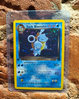 Titolo
Dark Blastoise Team Rocket – Carta Pokémon 
