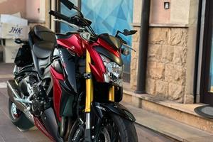 Suzuki gsxs 1000