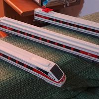Treni ed edifici scala HO