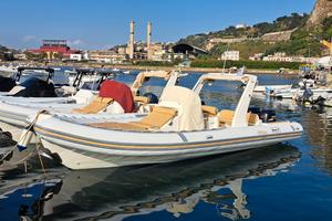 gommone bwa America 28 8,5 metri