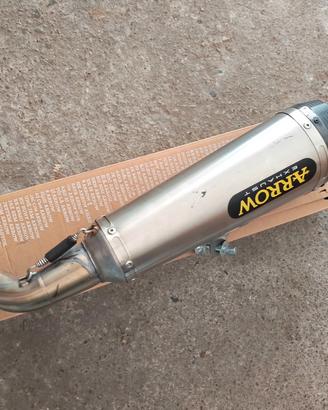 Terminale di scarico Arrow per Suzuki SV 650