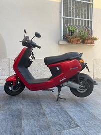 Niu M+