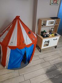 Cucina bimbi più tenda circo Ikea