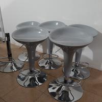 nr. 5 sgabelli ad altezza regolabile