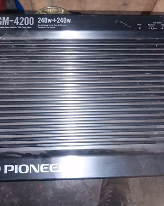 amp pioneer  gm 4200